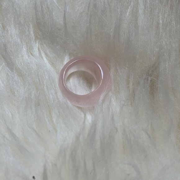 Rose Quartz colored ring Size ~ 6 - Picture 2 of 3
